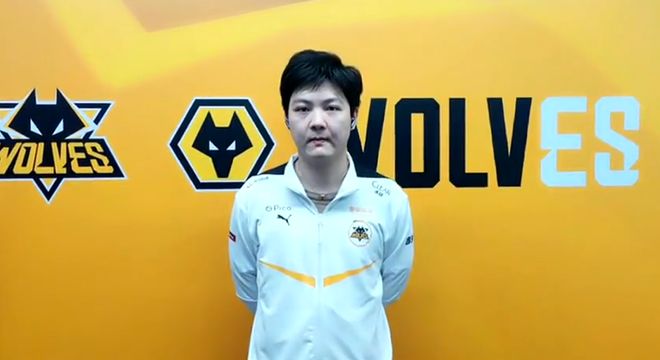 稳守反击迎 稳守反击迎